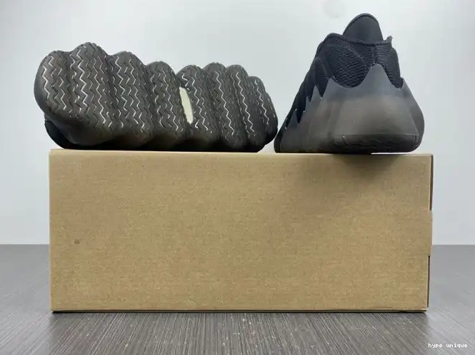 hype 400 YEEZY ADIDAS H68032 0525